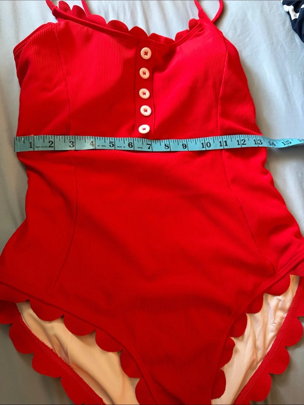 Charmo Women's Ribbed One Piece Swimsuit Red Scalloped Button Front Size L NWT